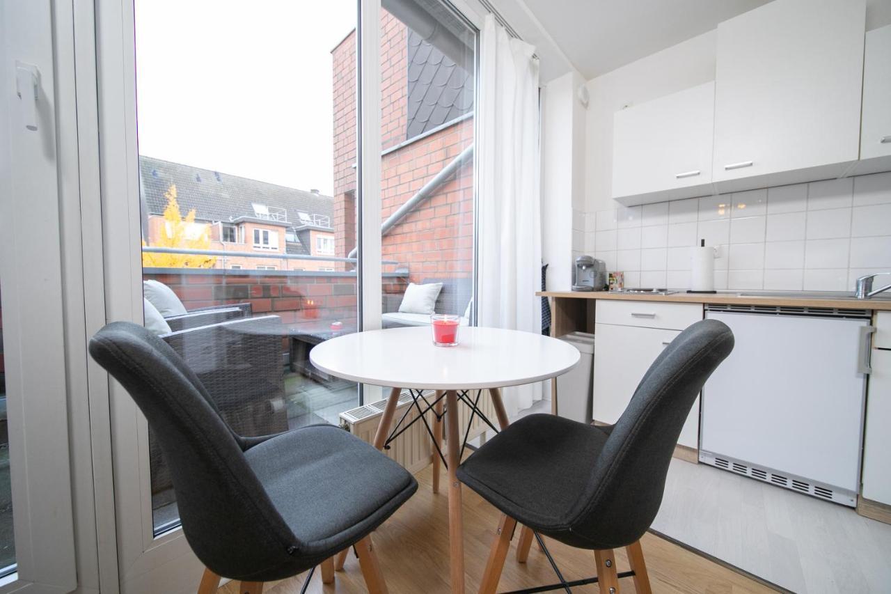 Studio Shiny - Zentral Mit Balkon - Messe - Kueche Neuss Exteriér fotografie