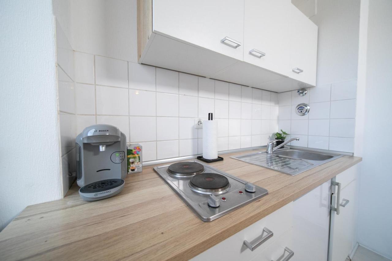 Studio Shiny - Zentral Mit Balkon - Messe - Kueche Neuss Exteriér fotografie